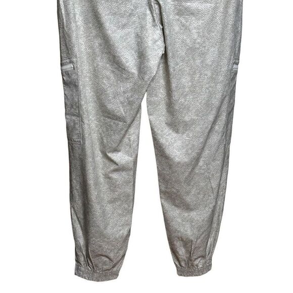 Athleta venture printed workout pants - Picture 3 of 7